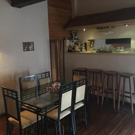 Le Fumoir Guest House Chambre Double อันตานานารีโว ภายนอก รูปภาพ