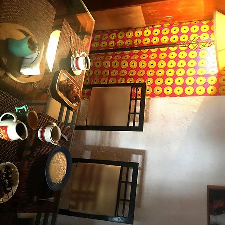 Le Fumoir Guest House Chambre Double อันตานานารีโว ภายนอก รูปภาพ