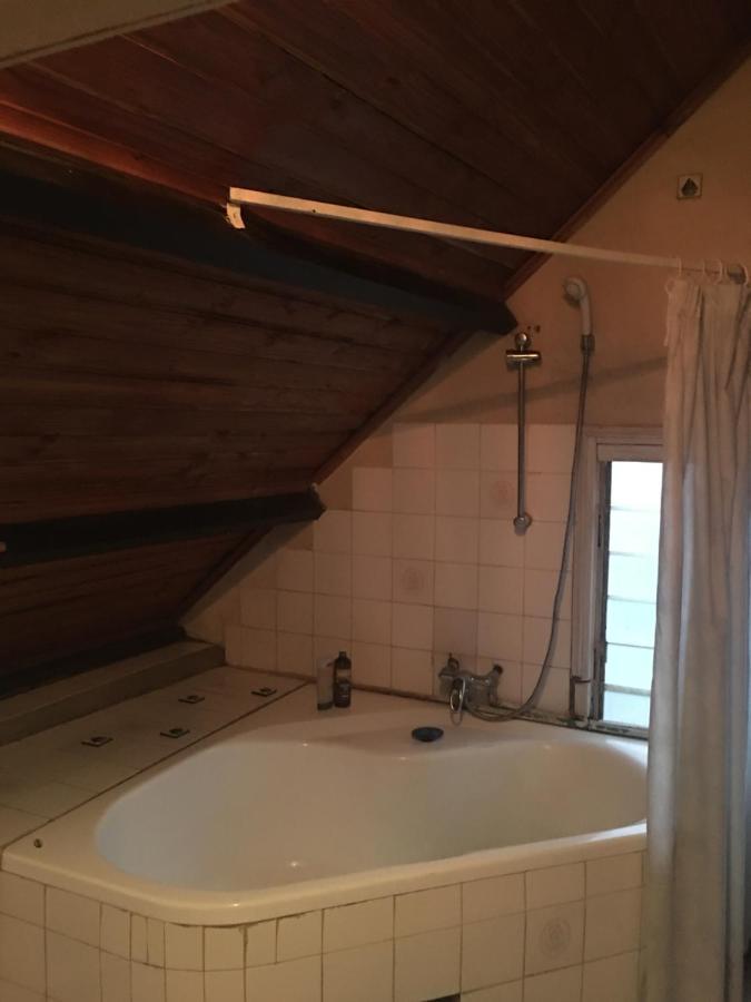 Le Fumoir Guest House Chambre Double อันตานานารีโว ภายนอก รูปภาพ