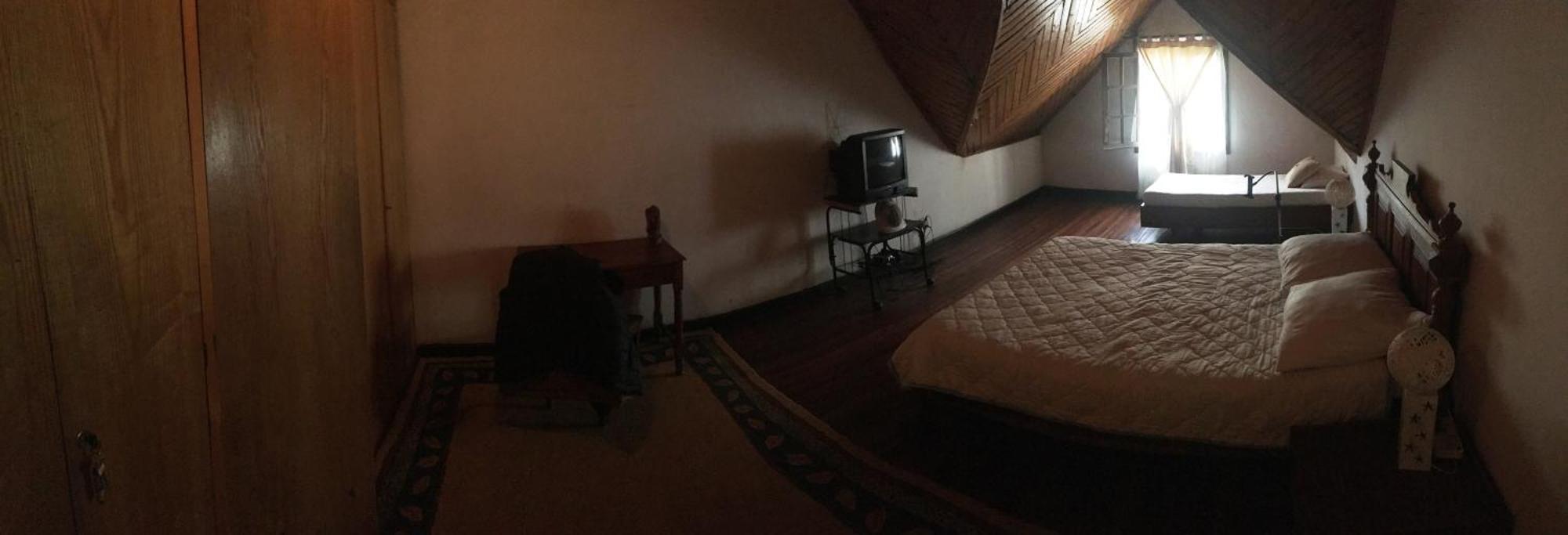 Le Fumoir Guest House Chambre Double อันตานานารีโว ภายนอก รูปภาพ